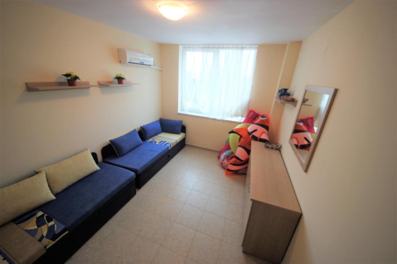 Menada Apartments In Karolina Sunny Beach Buitenkant foto