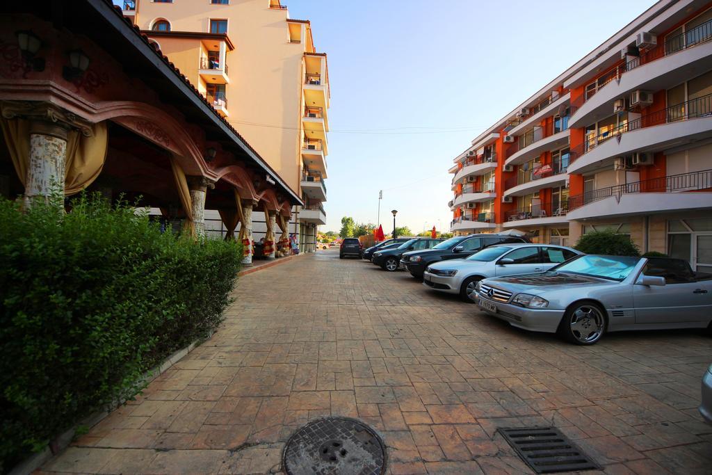 Menada Apartments In Karolina Sunny Beach Buitenkant foto