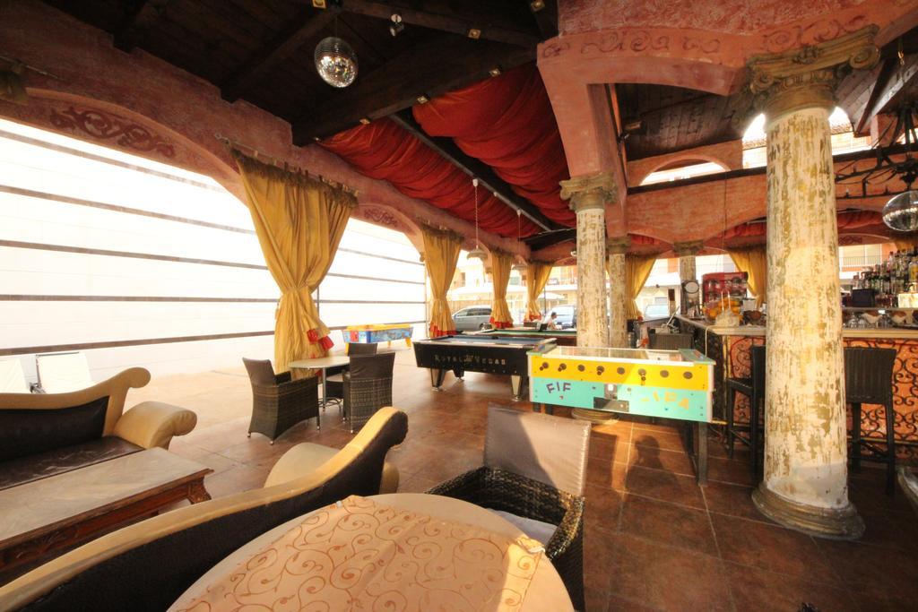Menada Apartments In Karolina Sunny Beach Buitenkant foto