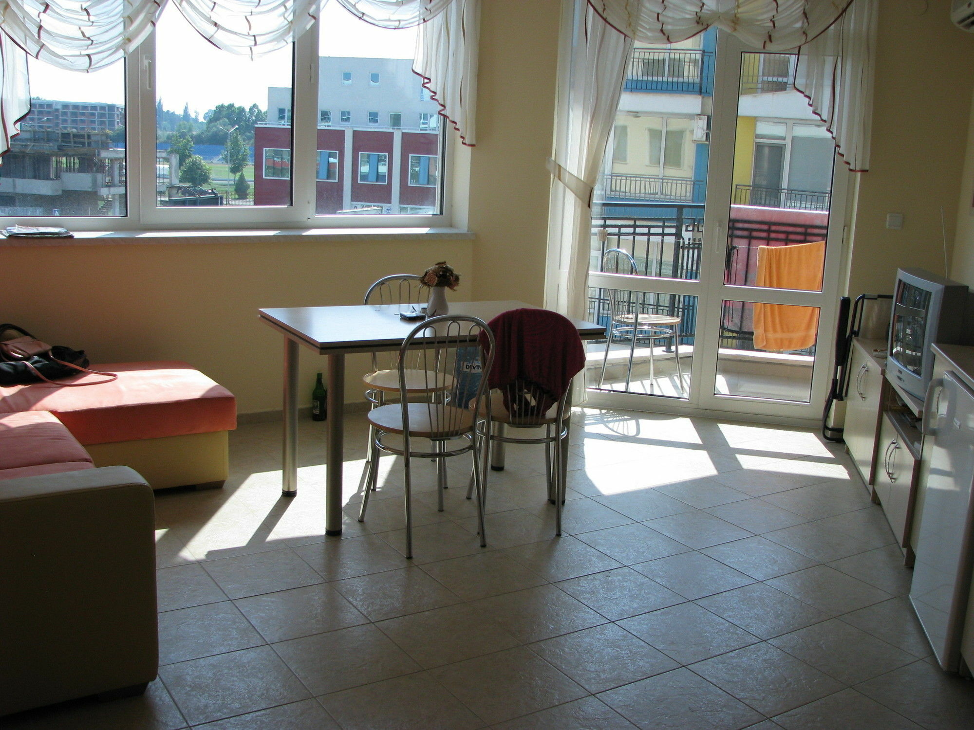 Menada Apartments In Karolina Sunny Beach Buitenkant foto